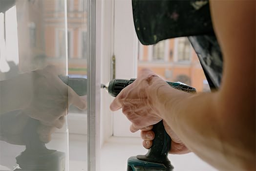 1758733828747-389036244 (1)